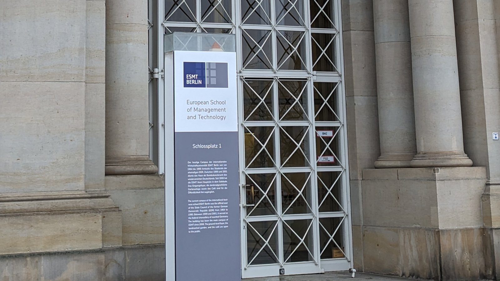 ESMT_BANNER_BLUESKY_EDUCATION