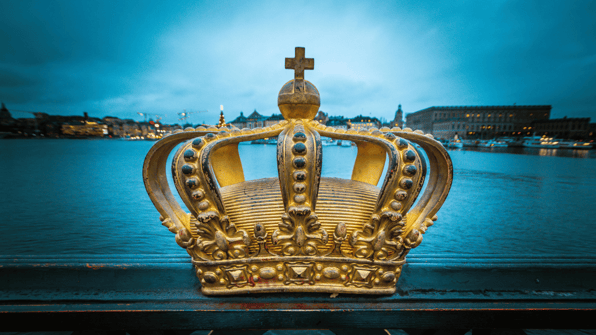 content wears the crown